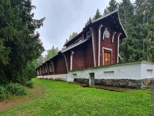 Лодейное Поле